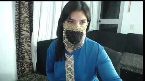 Snapshot of aniisaalii chatting on 12.04.25 Anissa online show from 12.04.25