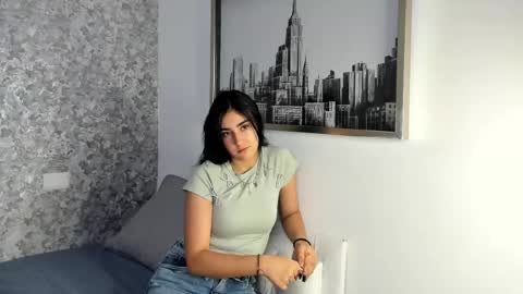 anika_h online show from 05.05.26