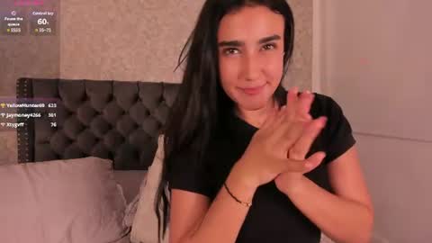 anika_h online show from 07.28.26