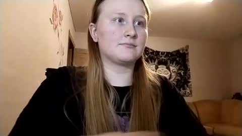 Snapshot of anika_lipps chatting on 11.13.25 Anika online show from 11.13.25