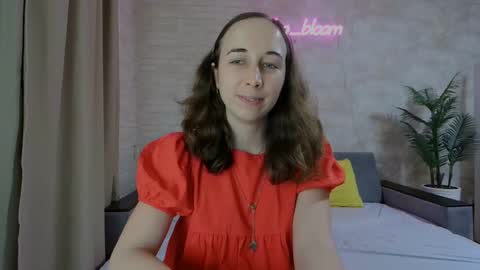 Snapshot of anikabloom chatting on 01.12.25 anikabloom online show from 01.12.25