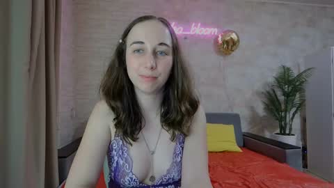 Snapshot of anikabloom chatting on 02.22.25 anikabloom online show from 02.22.25