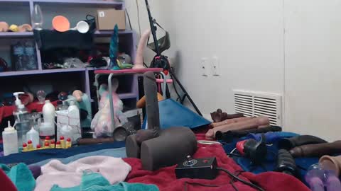 Twitter at animegamergrl. No vids for sale on Chaturbate. online show from 11.05.25