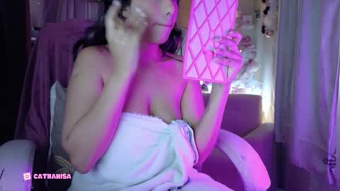 Anisahade online show from 11.16.25