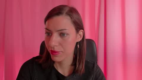 Anni online show from 09.22.25