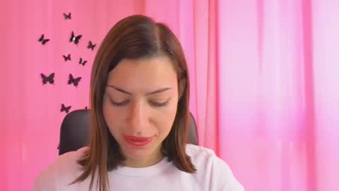 Anni online show from 10.20.25