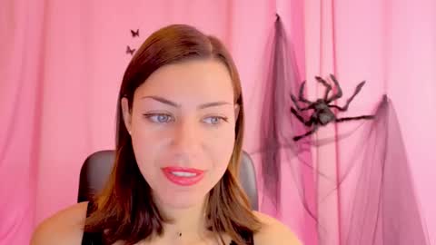 Anni online show from 11.15.25