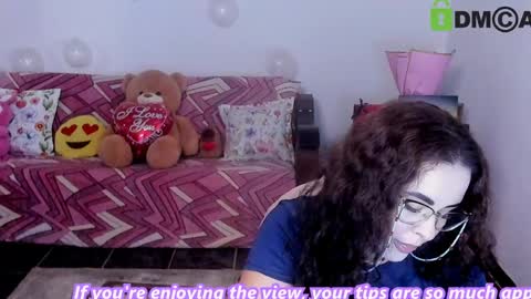 AnissyaX online show from 05.11.26