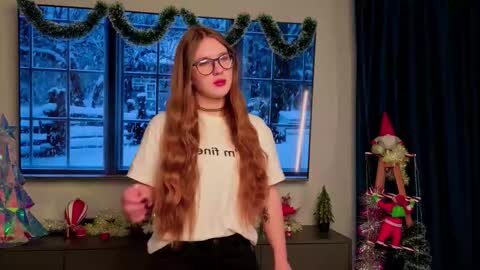 Snapshot of anitablankenbeckle chatting on 12.18.25 Bloom online show from 12.18.25