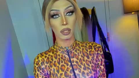 Miss Ann online show from 09.16.25