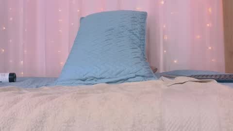 Snapshot of anitaglow chatting on 09.26.25 anitaglow online show from 09.26.25