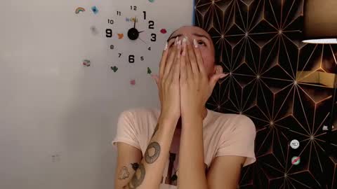 Snapshot of anitaguen chatting on 12.06.24 anita online show from 12.06.24