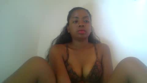 Snapshot of anitah01 chatting on 01.10.25 anitah01 online show from 01.10.25
