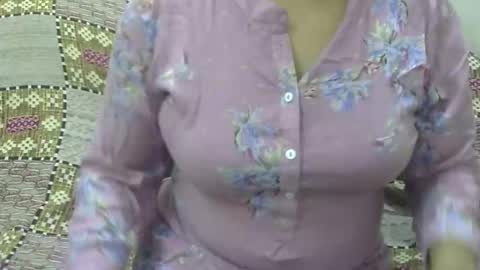 Snapshot of anjali_dogra786 chatting on 10.05.25 anjali_dogra786 online show from 10.05.25