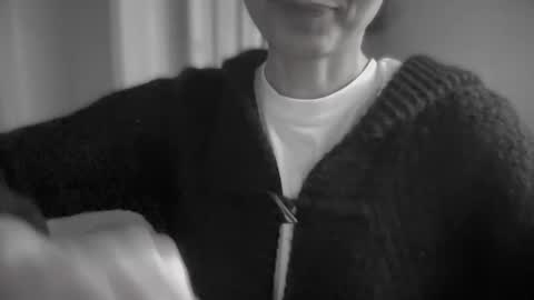 Snapshot of anje_forsexytime chatting on 10.31.25 Anje online show from 10.31.25