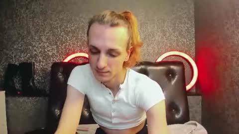 Angel online show from 06.25.26