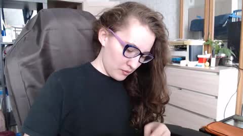 Snapshot of ankey_rayah chatting on 12.10.24 Nameless online show from 12.10.24