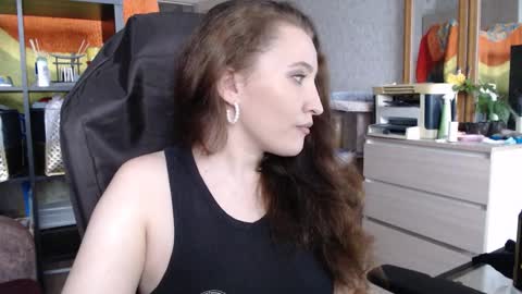 Snapshot of ankey_rayah chatting on 12.19.24 Nameless online show from 12.19.24