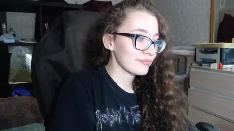 Snapshot of ankey_rayah chatting on 12.21.24 Nameless online show from 12.21.24