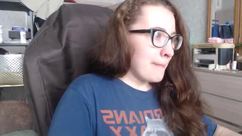 Snapshot of ankey_rayah chatting on 01.09.25 Nameless online show from 01.09.25