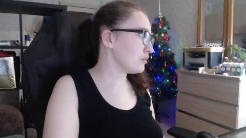 Snapshot of ankey_rayah chatting on 01.13.25 Nameless online show from 01.13.25