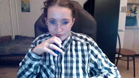 Snapshot of ankey_rayah chatting on 10.22.25 Nameless online show from 10.22.25