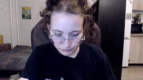 Snapshot of ankey_rayah chatting on 11.16.25 Nameless online show from 11.16.25