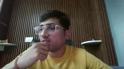 Snapshot of ankur1722 chatting on 05.28.26 Slave looking for Mistress online show from 05.28.26