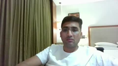 Snapshot of ankur1722 chatting on 07.04.26 Slave looking for Mistress online show from 07.04.26