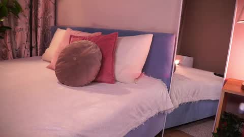 Ann online show from 10.24.25