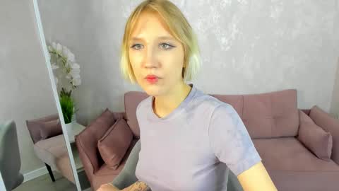 Snapshot of ann_garcia chatting on 03.21.26 ann online show from 03.21.26