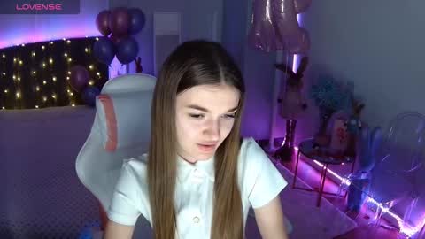 ann_woood online show from 03.08.26