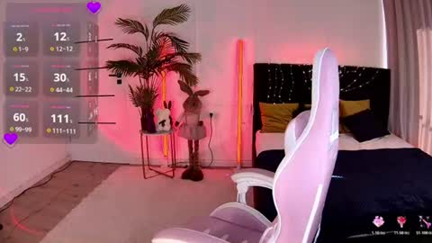 ann_woood online show from 06.22.26