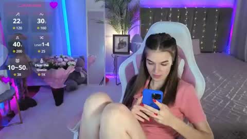ann_woood online show from 06.25.26