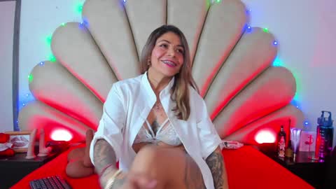 Anna  online show from 01.23.25