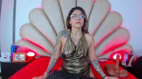 Anna  online show from 02.12.25