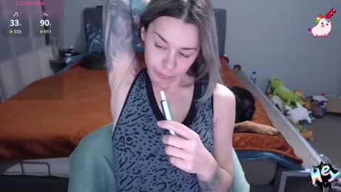 Snapshot of anna_ana chatting on 12.22.25 Anadirectgirl online show from 12.22.25