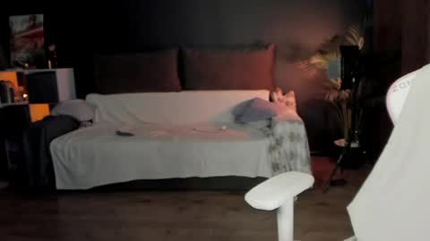 AnnaThe next stream is tomorrow online show from 06.01.26