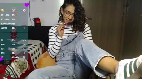 Snapshot of anna_dlove_cam chatting on 12.19.24 Anna online show from 12.19.24
