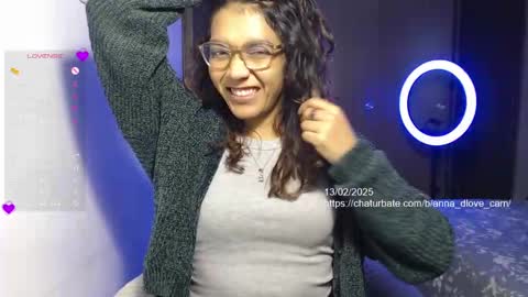 Snapshot of anna_dlove_cam chatting on 02.13.25 Anna online show from 02.13.25