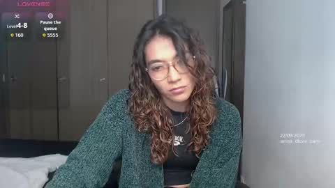 Snapshot of anna_dlove_cam chatting on 09.22.25 Anna online show from 09.22.25