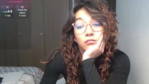 Snapshot of anna_dlove_cam chatting on 10.09.25 Anna online show from 10.09.25