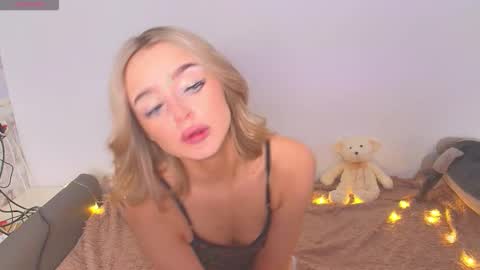 Anna online show from 12.04.25