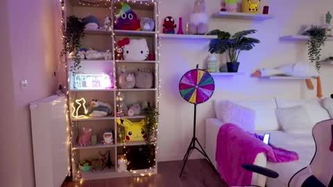 Anna online show from 05.18.26