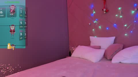 Anna online show from 12.22.24