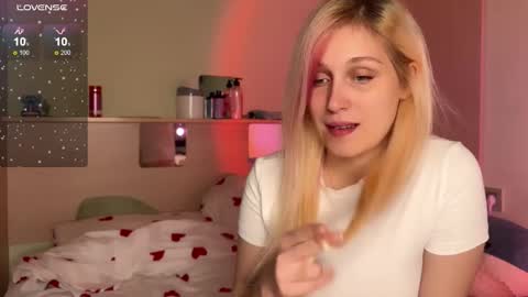 Annabel online show from 10.15.25