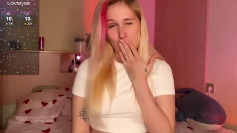 Annabel online show from 10.16.25