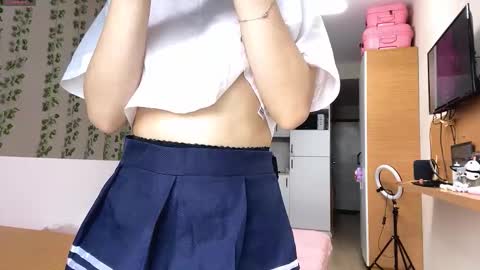 Snapshot of annabellegallego chatting on 01.11.26 Aya online show from 01.11.26