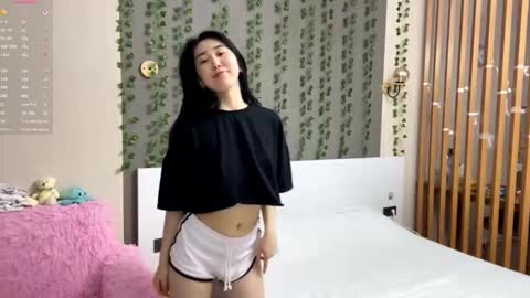 Snapshot of annabellegallego chatting on 02.09.26 Aya online show from 02.09.26