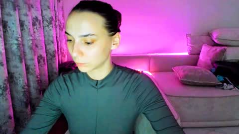 annabishop online show from 01.24.25